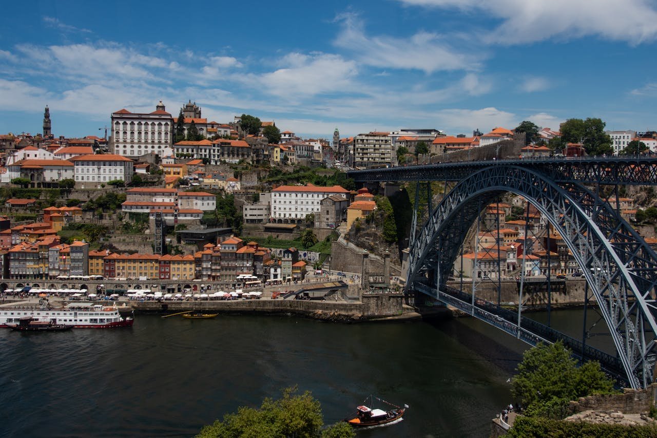 A Couples Visit Through Beautiful Porto: Everlasting Memories